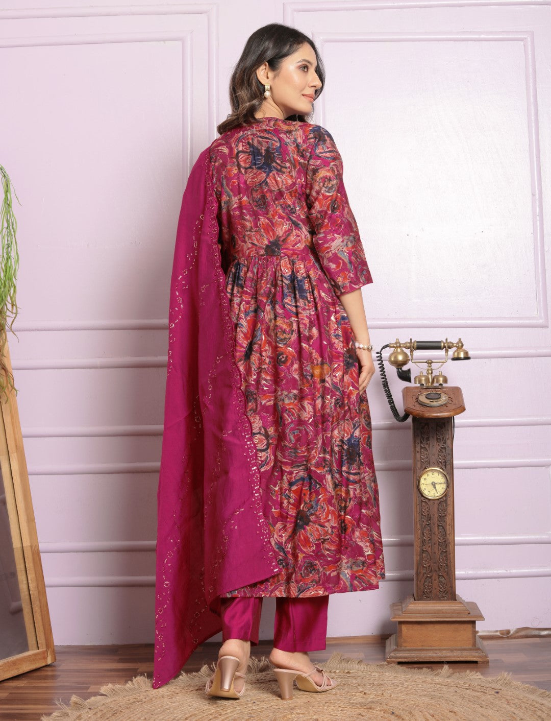 Embroidery Fancy Neck Rani Round kurti Set