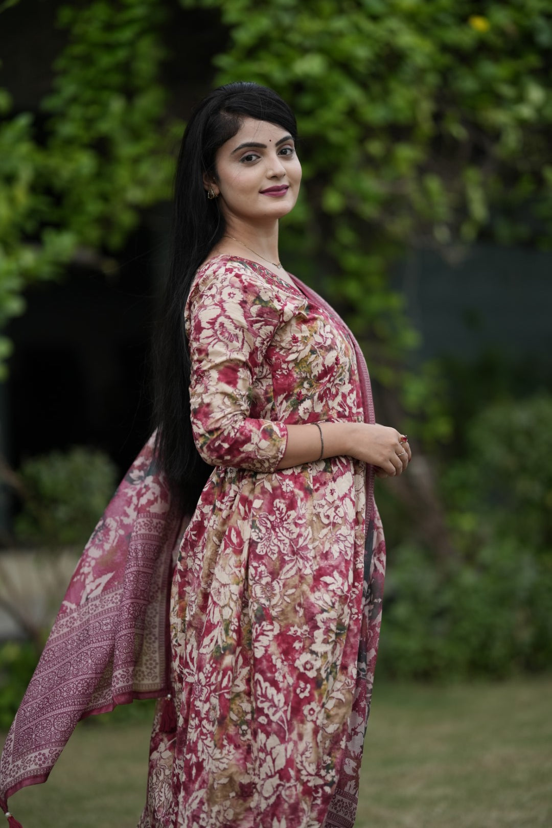 Multicolor Embroidery Cotton Suit Set