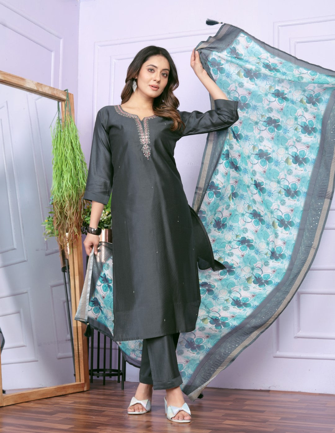 Silk Solid Grey Round Notch Neck