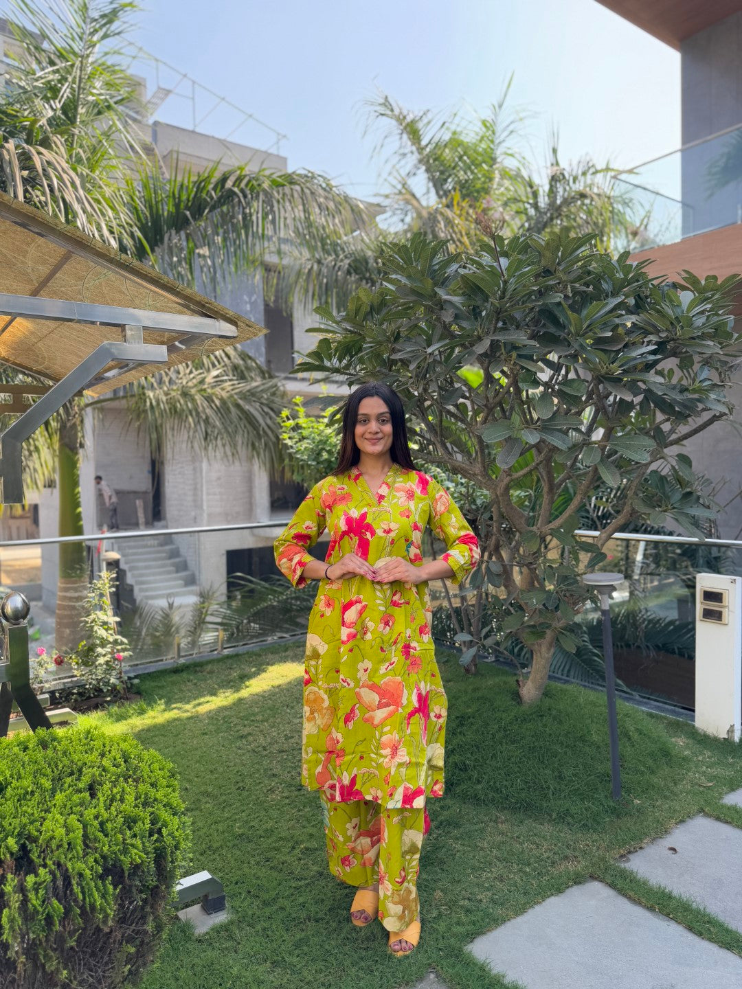 V-Neck Parrot Cotton Co-ord Set With Plazzo