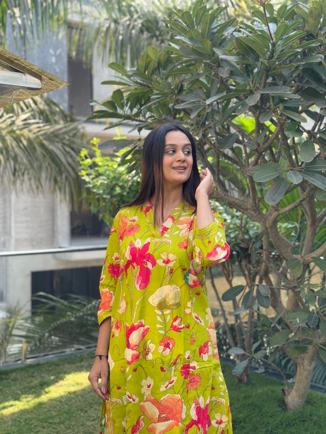 V-Neck Parrot Cotton Co-ord Set With Plazzo