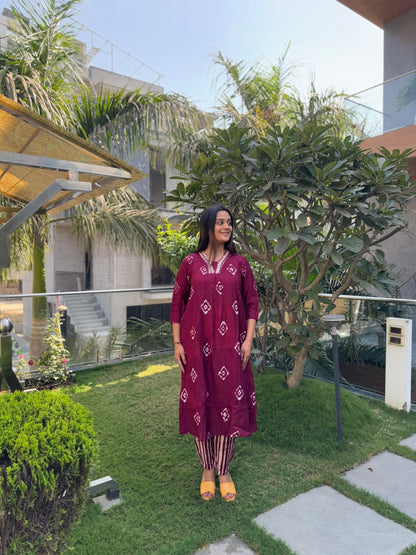 Pure Visscose Muslin V-Neck Maroon Kurti Pant Set