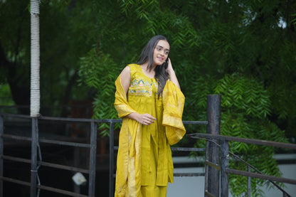 Embroidery Yellow Kurti With Attach Koti With Pent & Dupatta
