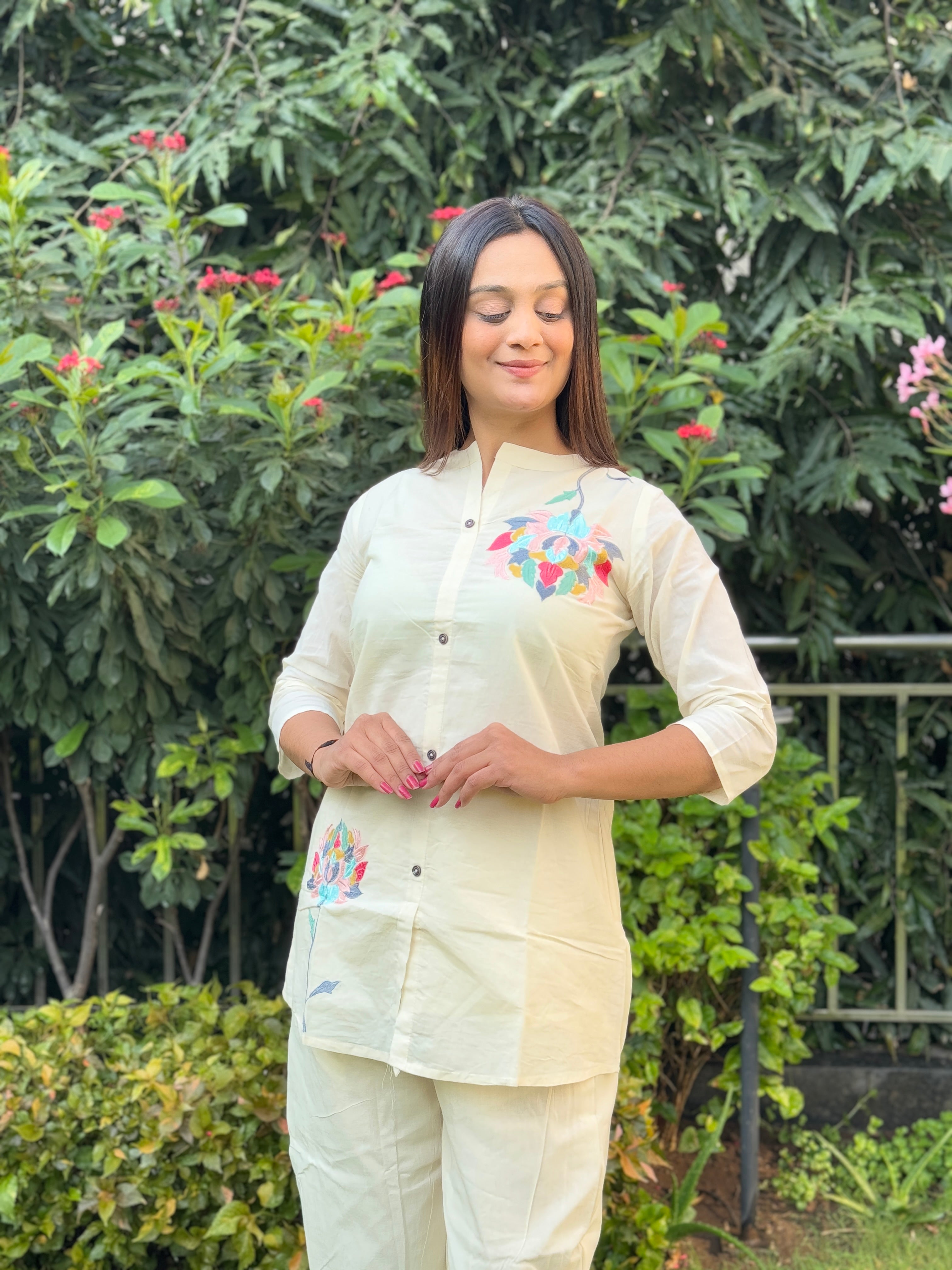 White Daily Wear Embroidery Short Top