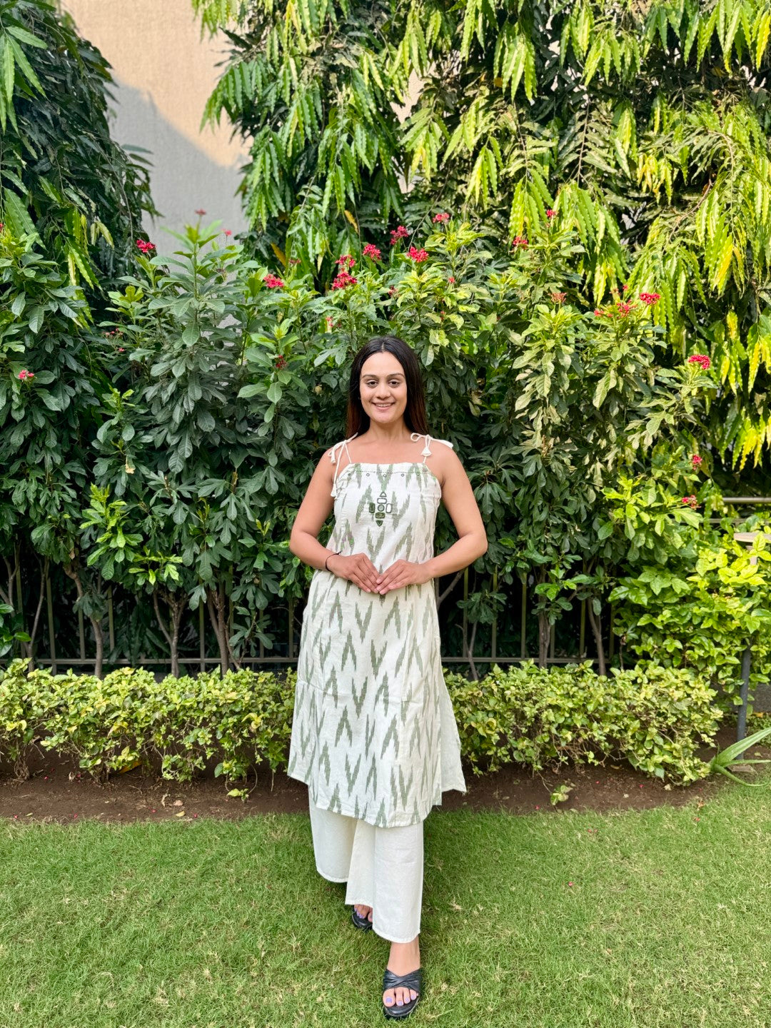 Green Ikkat Print Spaghetti Kurti With Qlots Pant