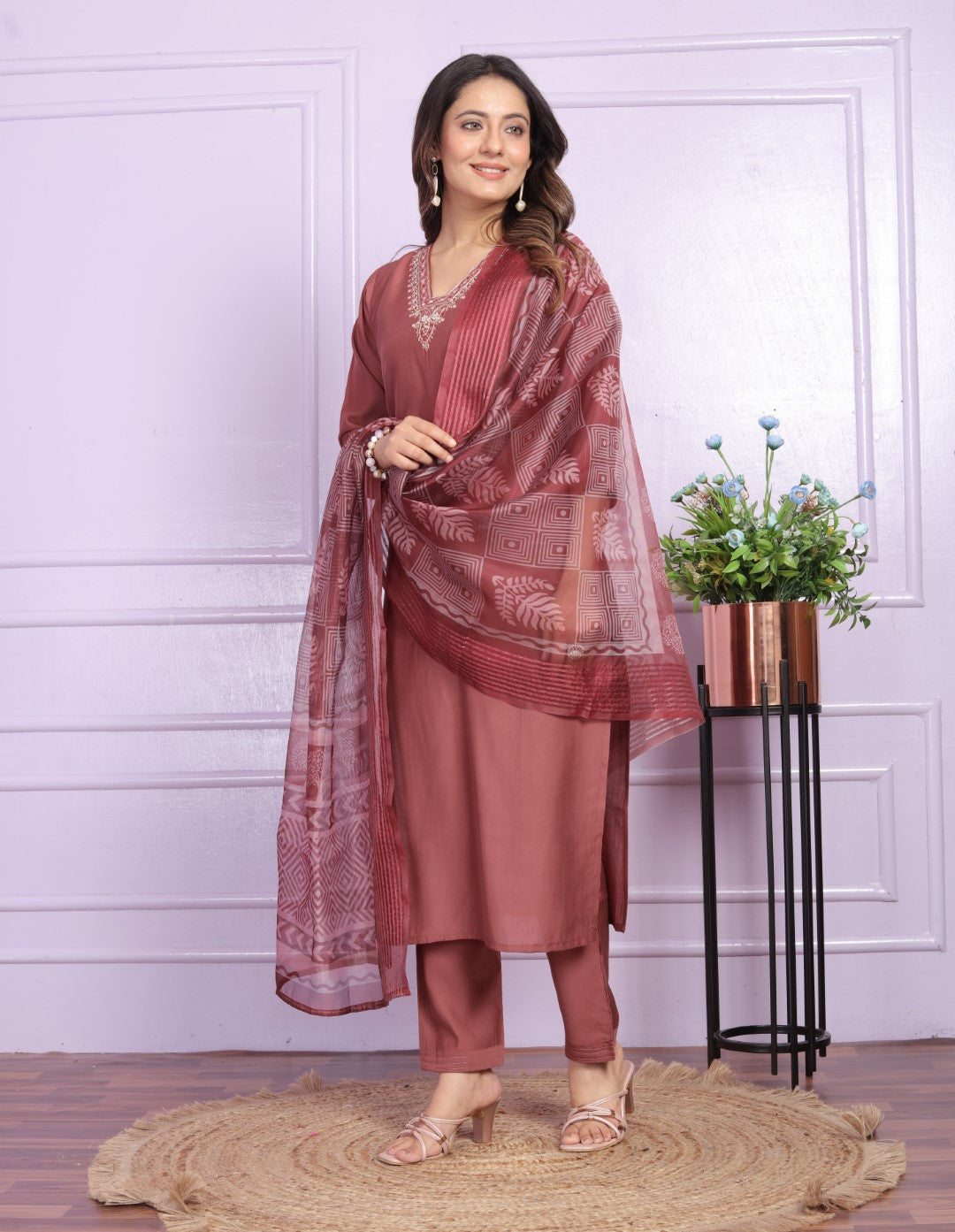 Silk V-Neck Gajari Straight Kurti With Pant